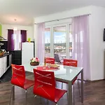 1 - Modern W Big Garden & Terrace W Sea View アパート *