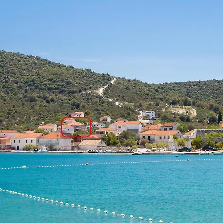 1 - Modern W Big Garden & Terrace W Sea View Apartmán *
