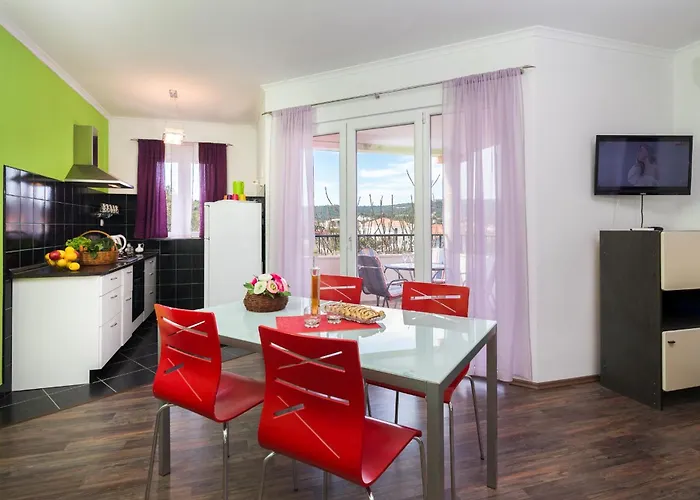 1 - Modern W Big Garden & Terrace W Sea View Lejlighed *