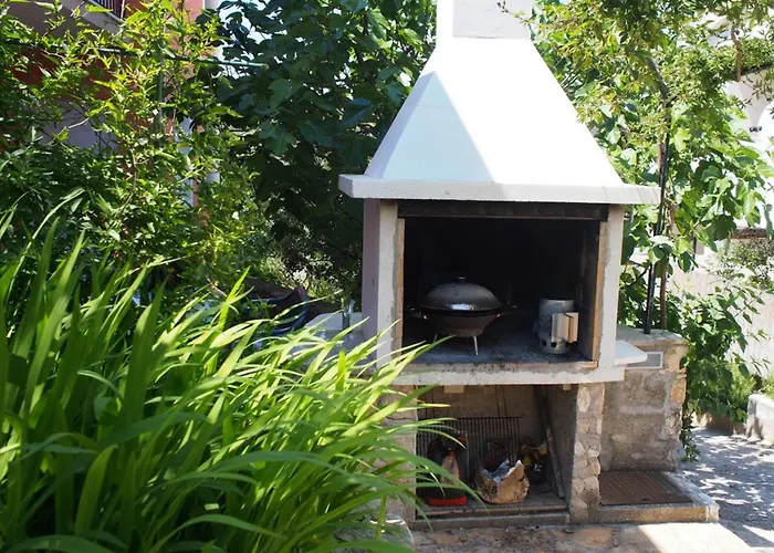 1 - Modern W Big Garden & Terrace W Sea View Lejlighed Vinišće